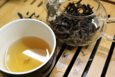 Yuchi Assamica Tea Tasting (Curious Tea)