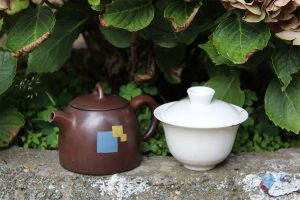 difference between clay teapot and gaiwan