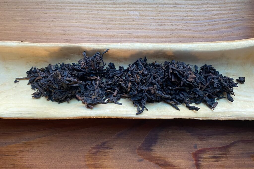2001 Wuzhou Liu Bao 9102 Yee On Tea Tea Adventures