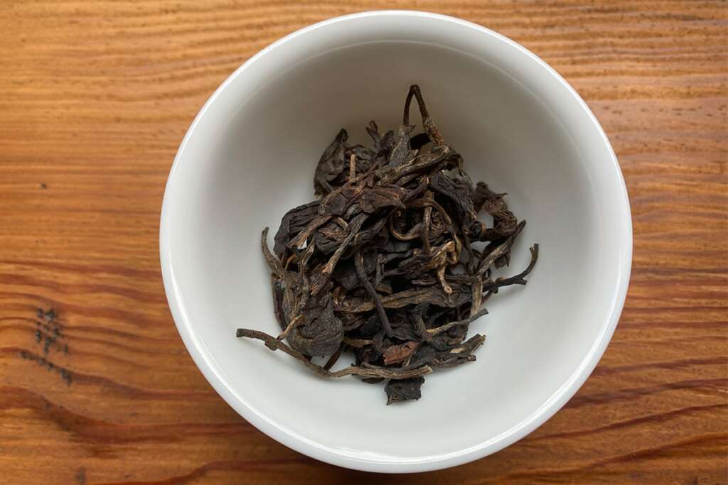 2010 King of Pu-erh sheng Hey China Tea Adventures