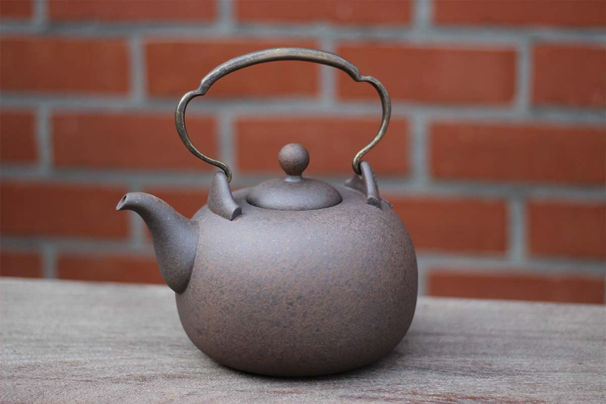 How to Use a Tea Kettle – Tea Adventures